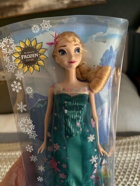 Frozen “Fever” Birthday Elsa
